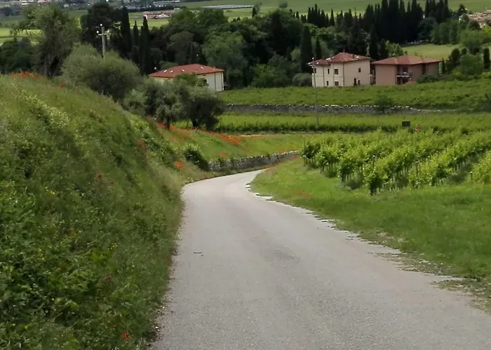 Oda ve Kahvaltı Corte Giare SantʼAmbrogio di Valpolicella