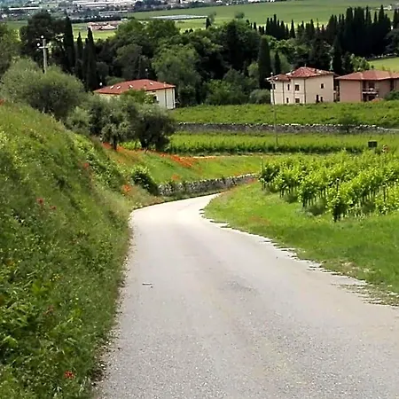 فندق مبيت وإفطار Corte Giare SantʼAmbrogio di Valpolicella
